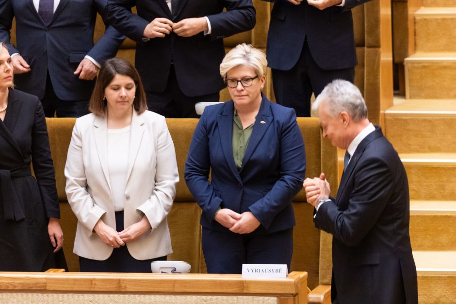 Seime – opozicijos protestas: per R. Žemaitaičio priesaiką paliko salę