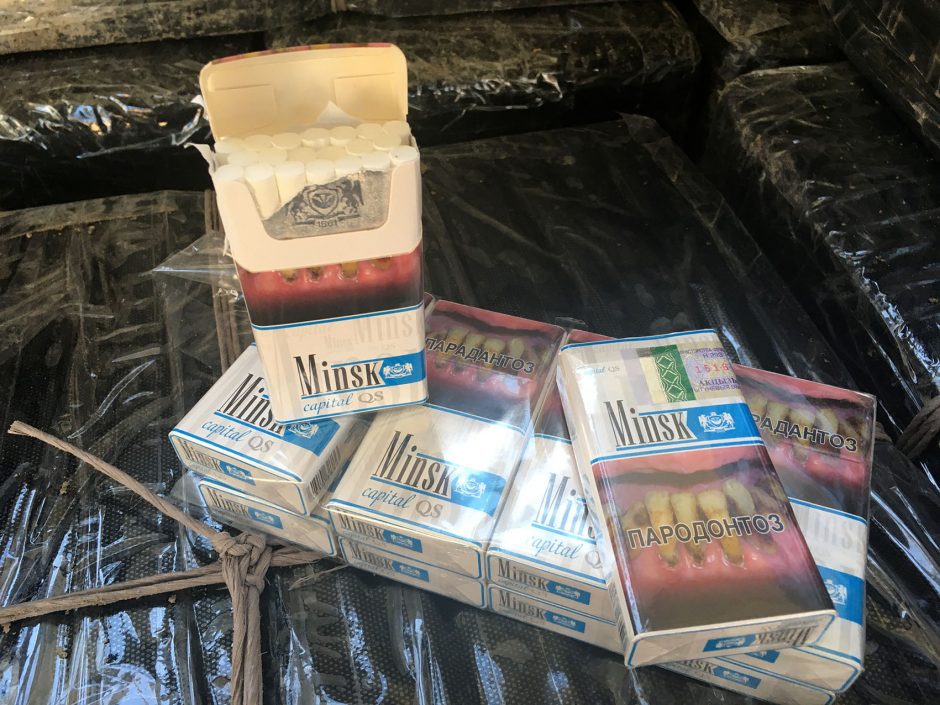 Dviejuose iš Baltarusijos atvykusiuose vagonuose rasta kontrabandinių cigarečių