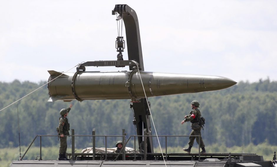 Kaliningrado srityje – pratybos su raketų kompleksais „Iskander“ 