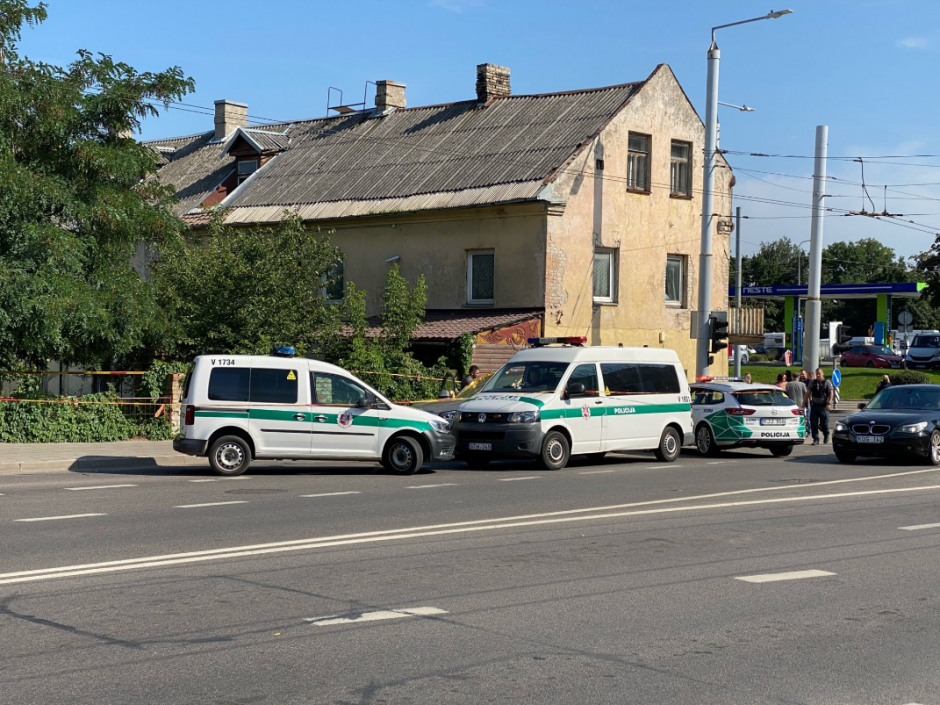 Teismui perduota žmoną automobilyje Vilniuje nušovusio vyro byla