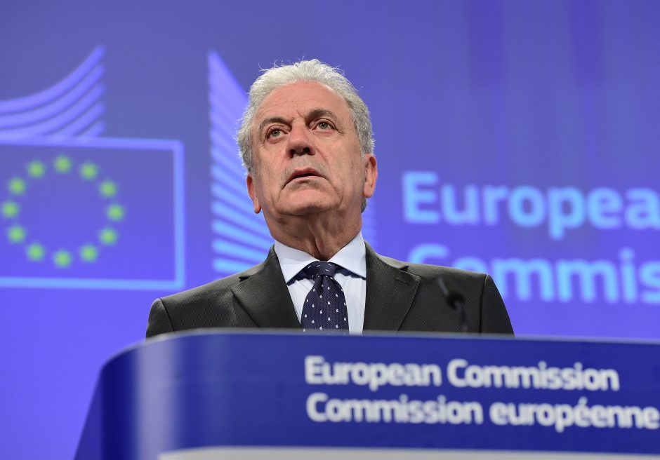 Europos Komisija: ES įveikė migracijos krizę