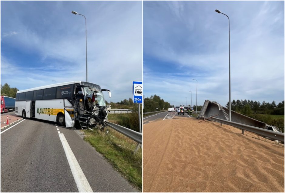 Avarija Raseinių rajone: susidūrė vilkikas ir keleivinis autobusas