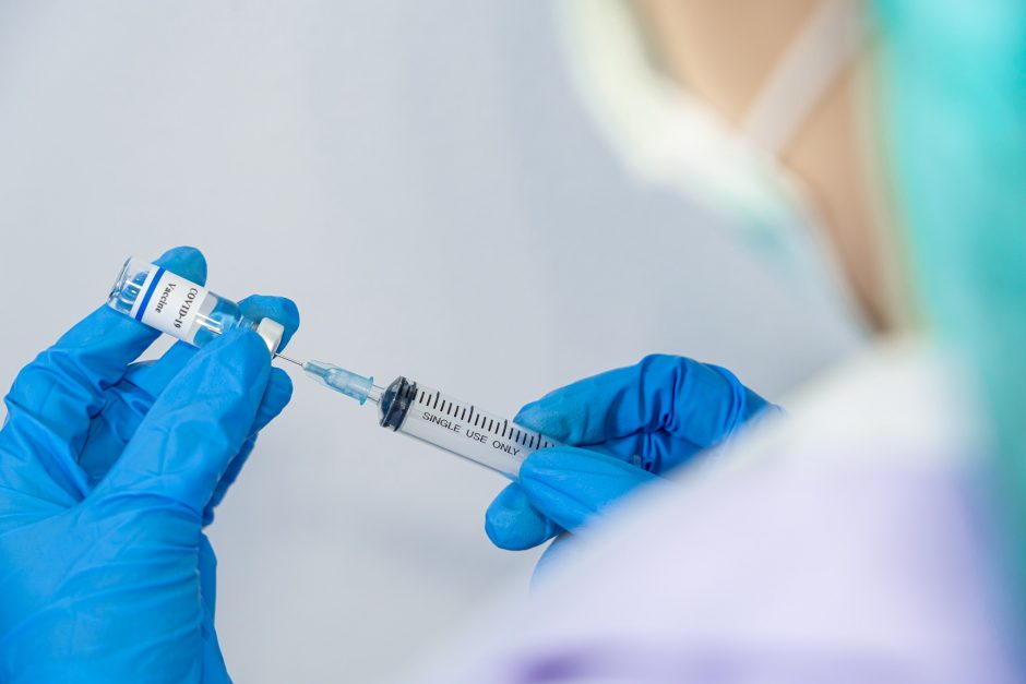 Perspėja: už bandymus neteisėtai gauti vakcinacijos įrašą gresia baudžiamoji atsakomybė