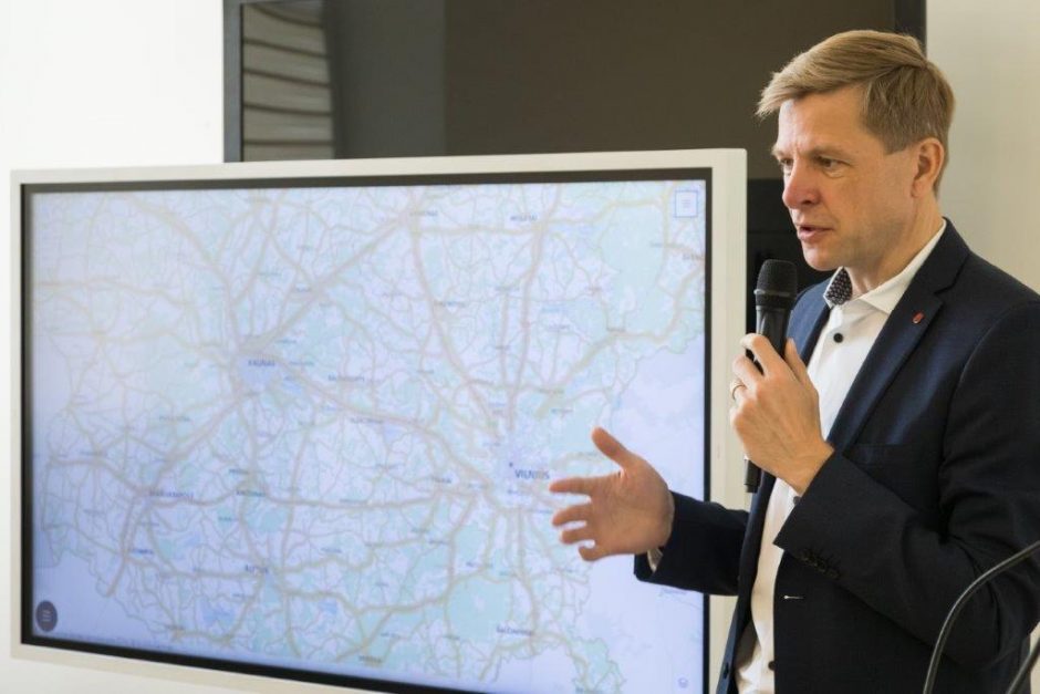 Elektromobilių įkrovimo stotelių plėtra: ministerija pristatė specialų žemėlapį