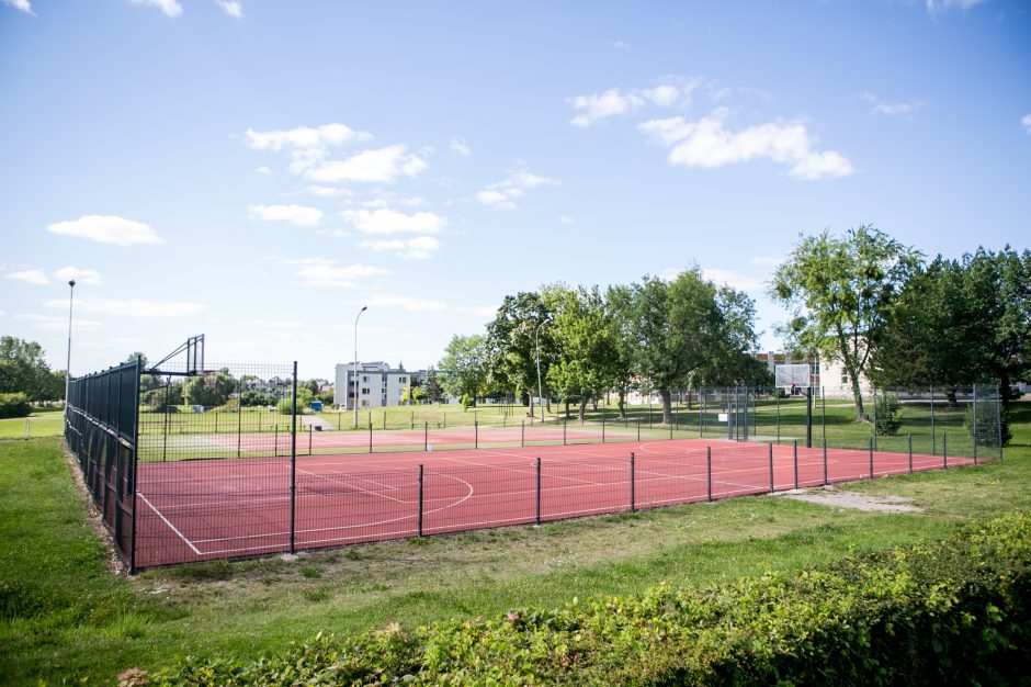 Atnaujintų pakaunės stadionų laukia ir moksleiviai, ir bendruomenės