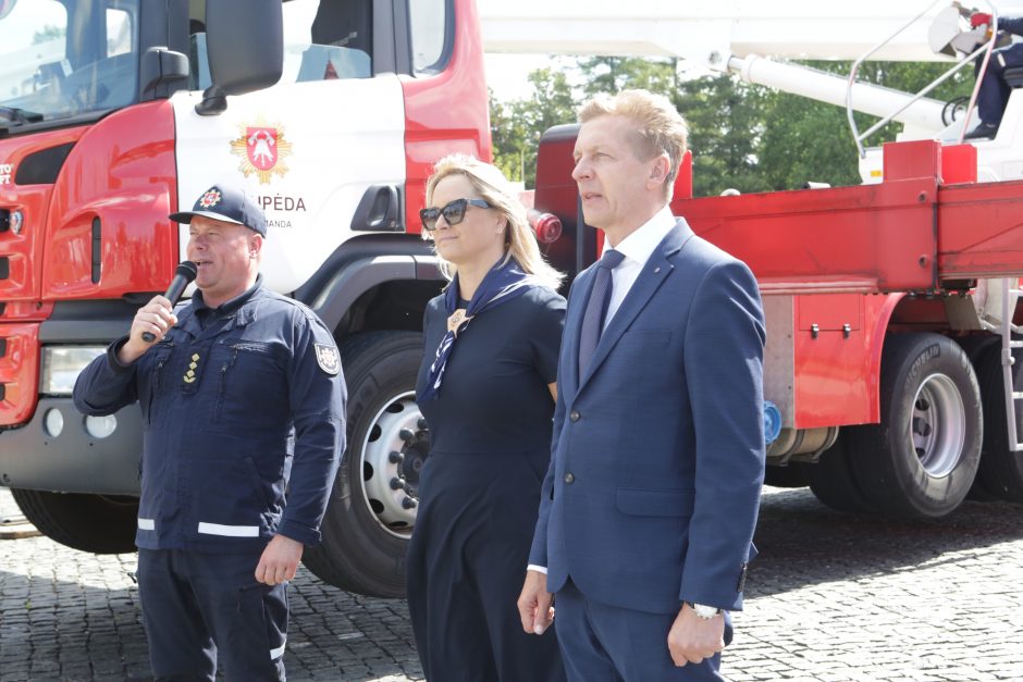 Jūros šventės vėliava – 35 metrų aukštyje