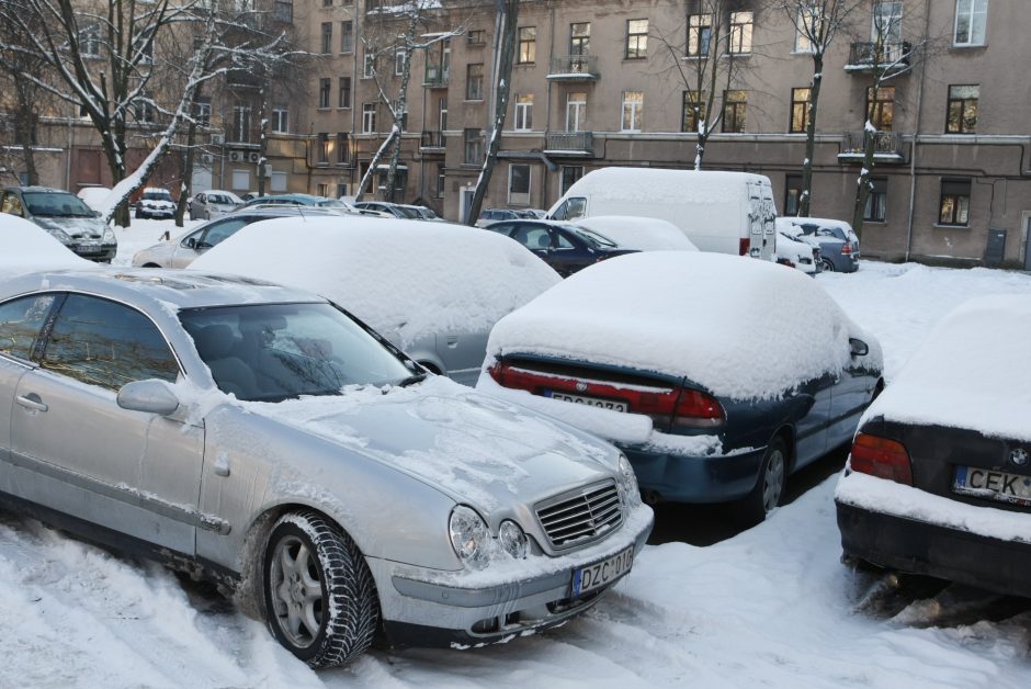 Nauji reikalavimai kelia vairuotojų erzelį