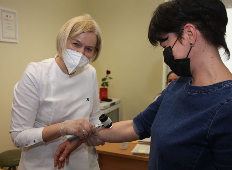 Klaipėdos universitetinės ligoninės medikai nemokamai tikrins dėl melanomos