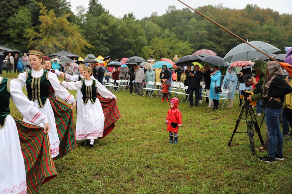 Samyluose aidėjo nuskendusių kaimų legendos