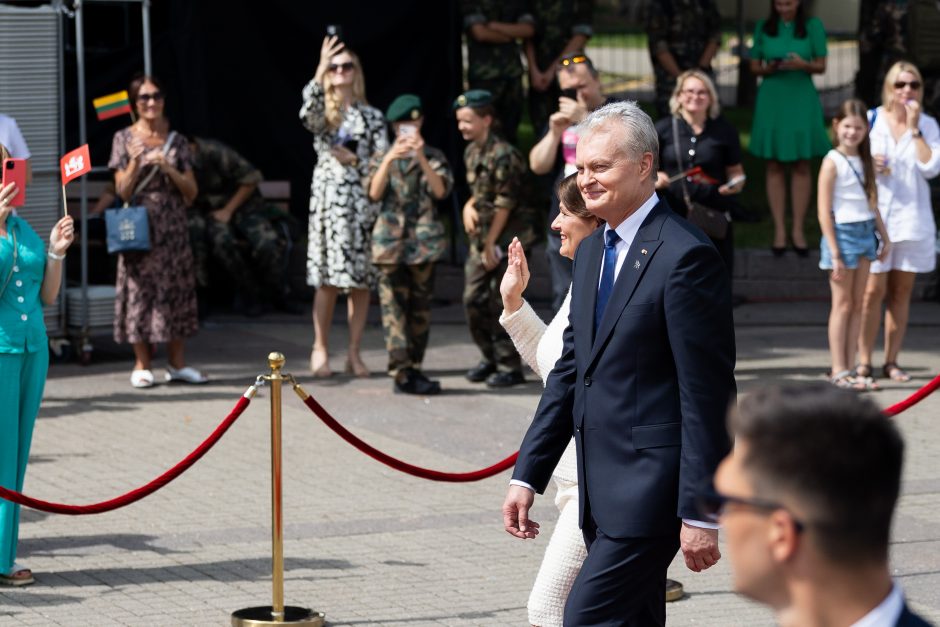 „Daugiau dialogo“: stebėjusieji prezidento inauguraciją pavargo nuo politinių rietenų