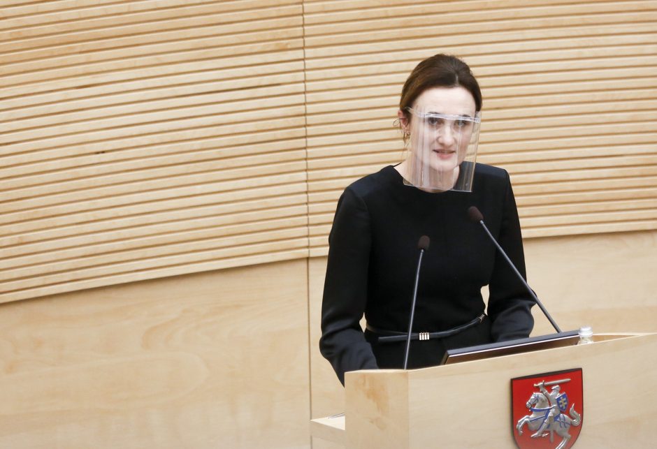 Į Seimo pirmininkes siūloma vienintelė V. Čmilytė-Nielsen