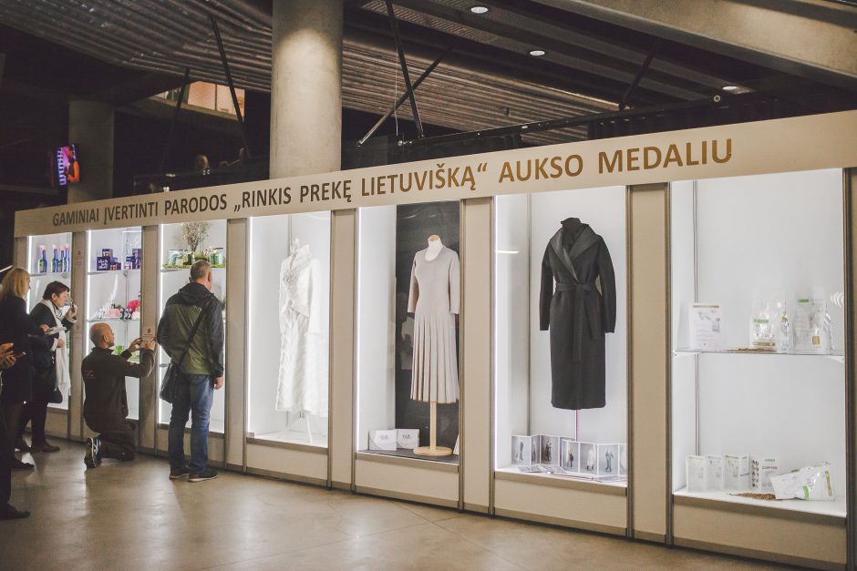 Į Kauną sugrįžta „Rinkis prekę lietuvišką“: stebins šalyje sukurtais produktais