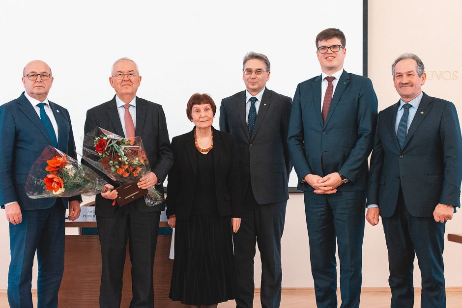 Kauno akademikams – solidžios premijos už pasiekimus moksle