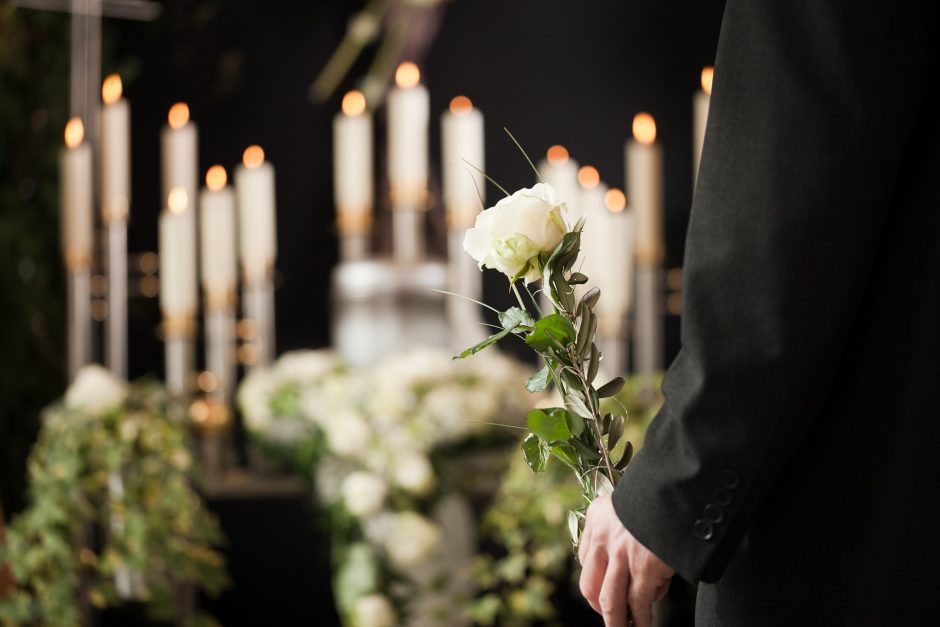 Mados keičiasi net ir laidojimo ceremonijose: žmonės vis dažniau ryžtasi laužyti tradicijas