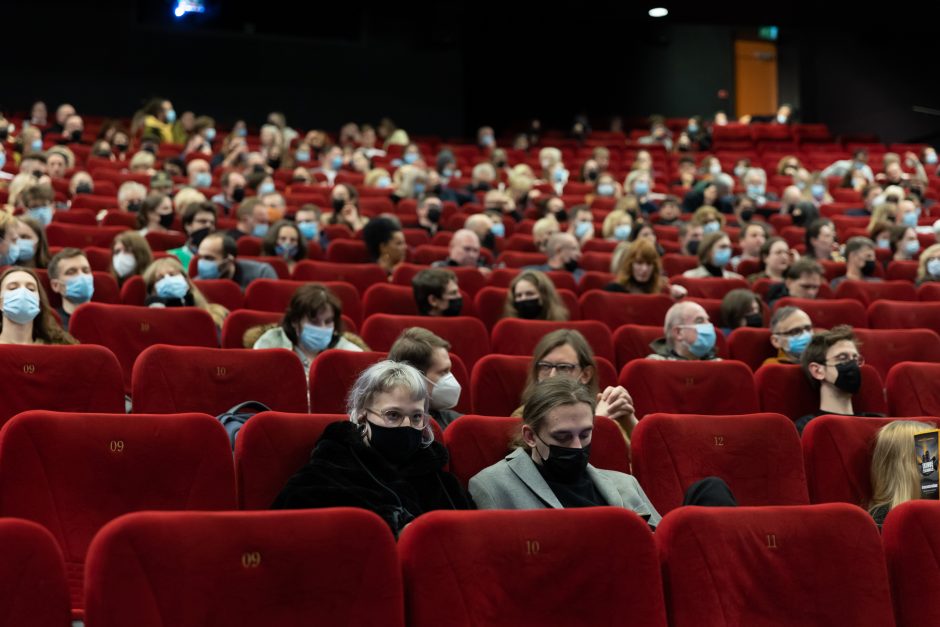 Pasaulinio garso kino festivaliuose pripažintas A. Puipos filmas „Sinefilija“ pristatytas svečiams