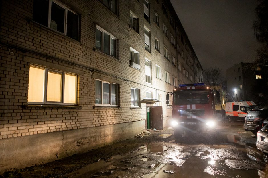 Nelaimė viena nevaikšto: ko po lemtingos senolės klaidos nesunaikino ugnis, ištąsė asocialūs asmenys