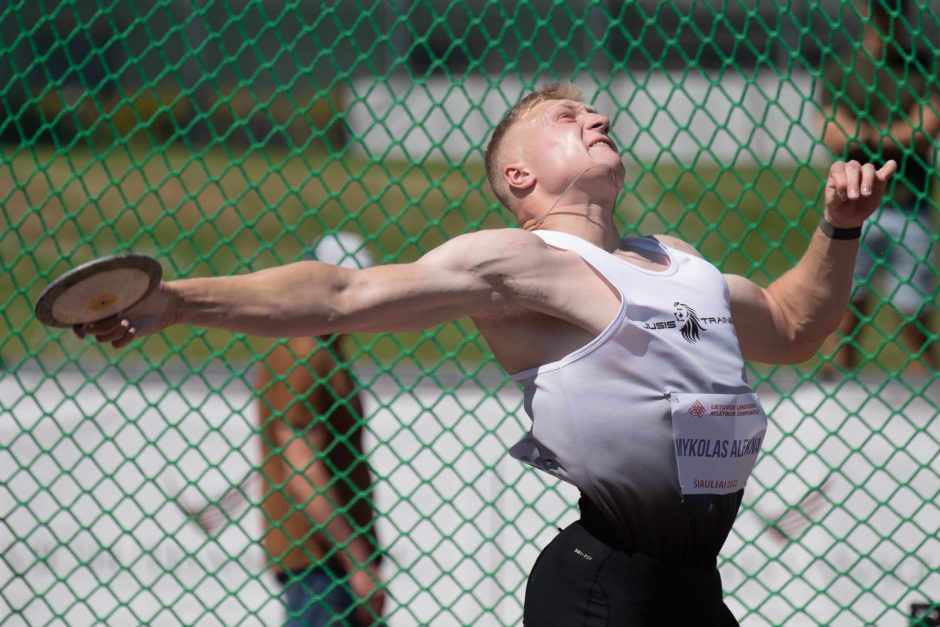 Lietuvos lengvosios atletikos čempionate – titulų serijos ir gausybė asmeninių rekordų