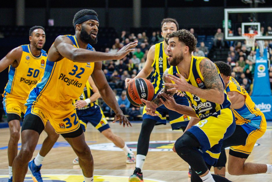 Eurolyga: Stambulo „Fenerbahče“ – Tel Avivo „Maccabi“ 109:74