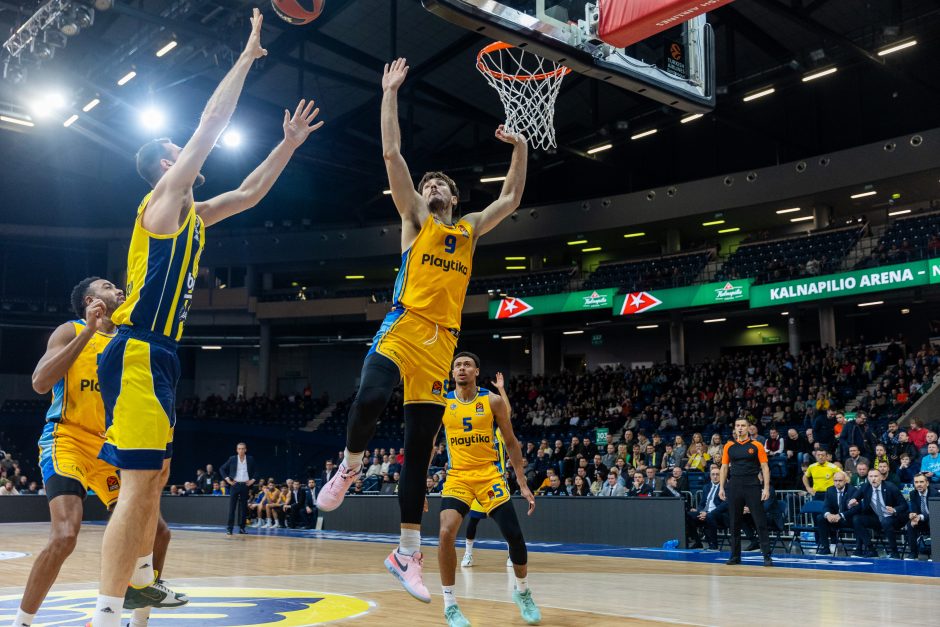 Eurolyga: Stambulo „Fenerbahče“ – Tel Avivo „Maccabi“ 109:74