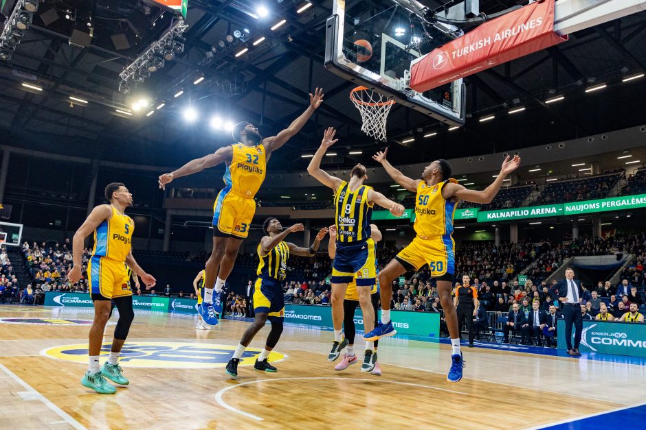 Eurolyga: Stambulo „Fenerbahče“ – Tel Avivo „Maccabi“ 109:74