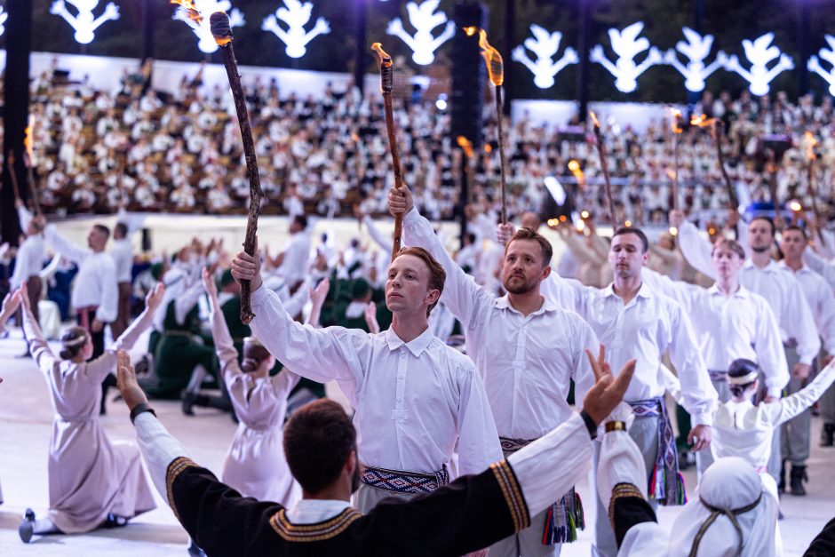 Dainų šventės ansamblių vakaras „Gyvybės medis“