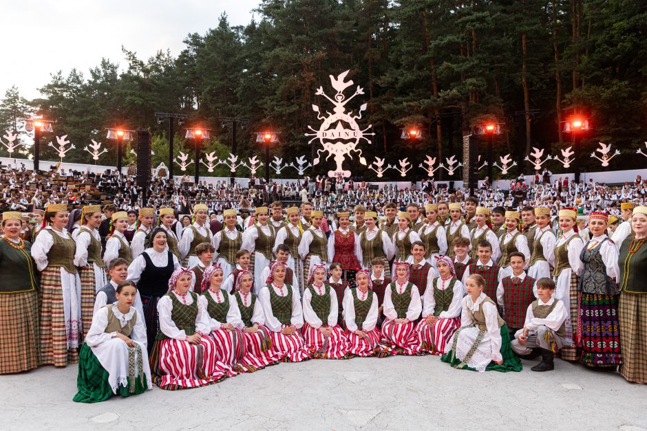 Dainų šventės ansamblių vakaras „Gyvybės medis“