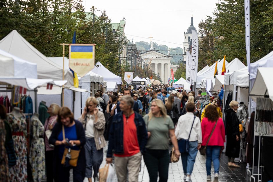 Tautų mugė Gedimino prospekte