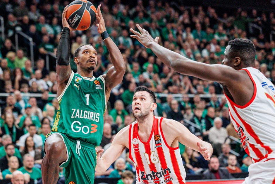 Ilgą laiką pirmavęs „Žalgiris“ nusileido „Olympiacos“ ekipai