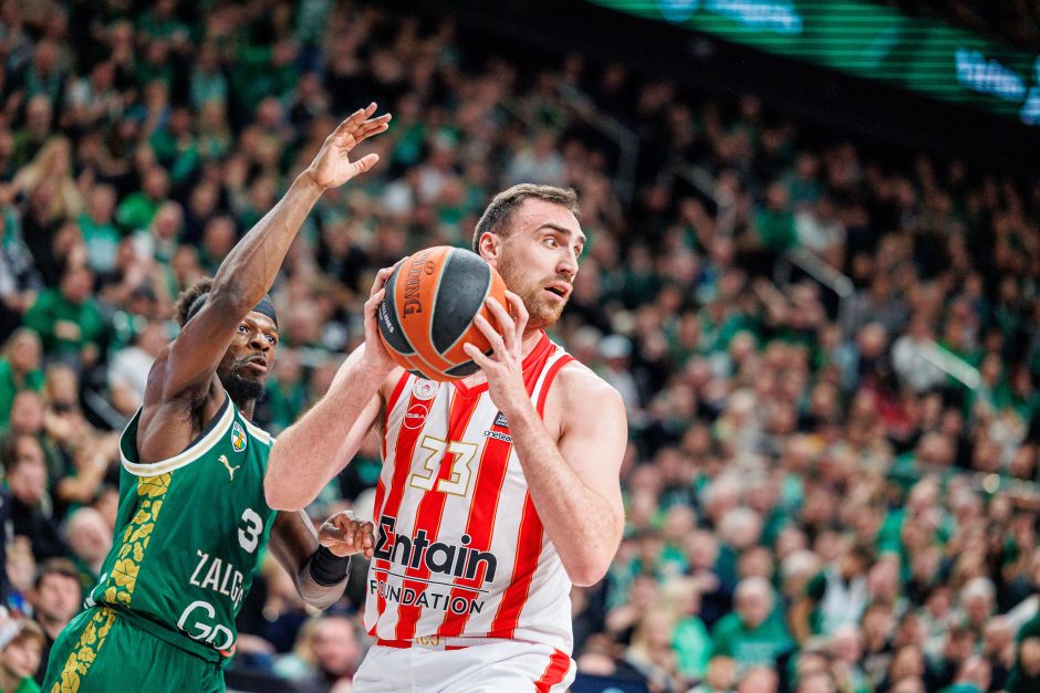 Ilgą laiką pirmavęs „Žalgiris“ nusileido „Olympiacos“ ekipai