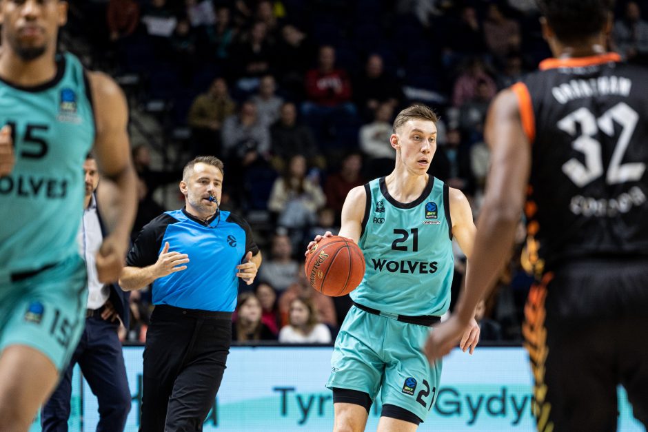 Europos taurė: Vilniaus „Wolves“ – Londono „Lions“ 87:101