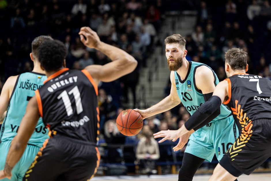 Europos taurė: Vilniaus „Wolves“ – Londono „Lions“ 87:101