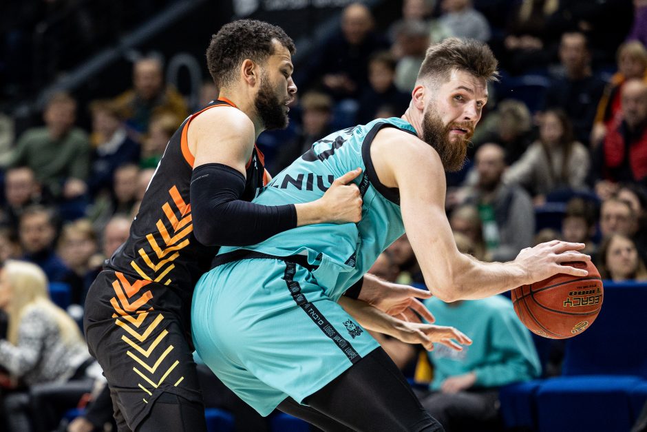 Europos taurė: Vilniaus „Wolves“ – Londono „Lions“ 87:101