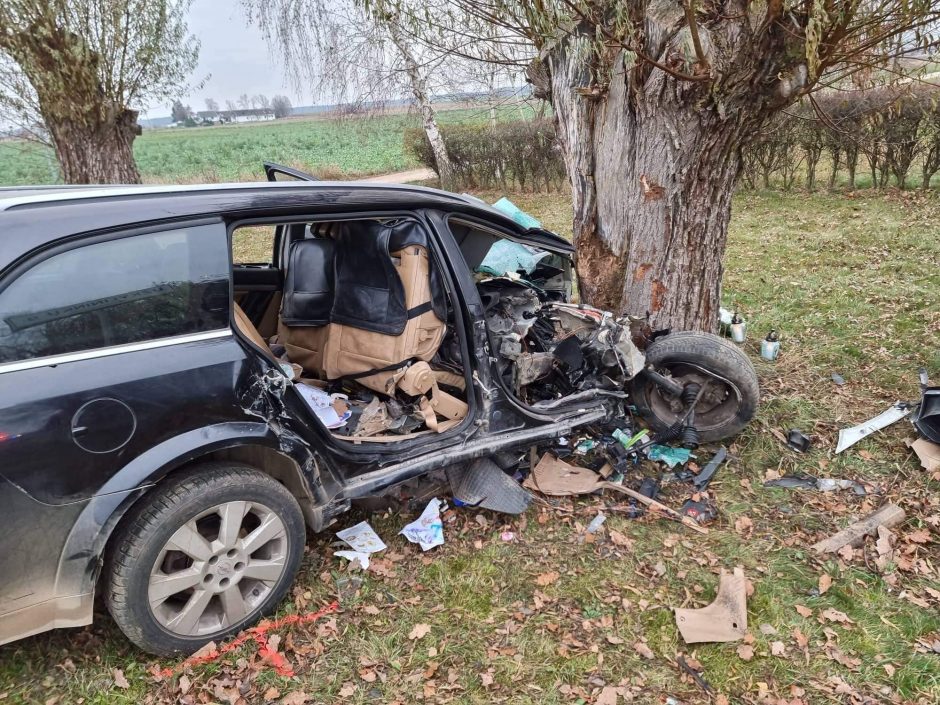Skaudi nelaimė: Kretingos rajone avarijoje žuvo du žmonės