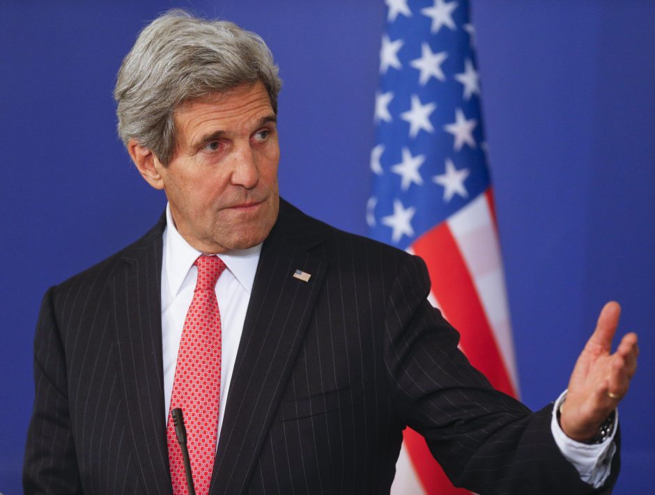 JAV valstybės sekretorius J. Kerry Londone susitiks su savo kolegomis europiečiais