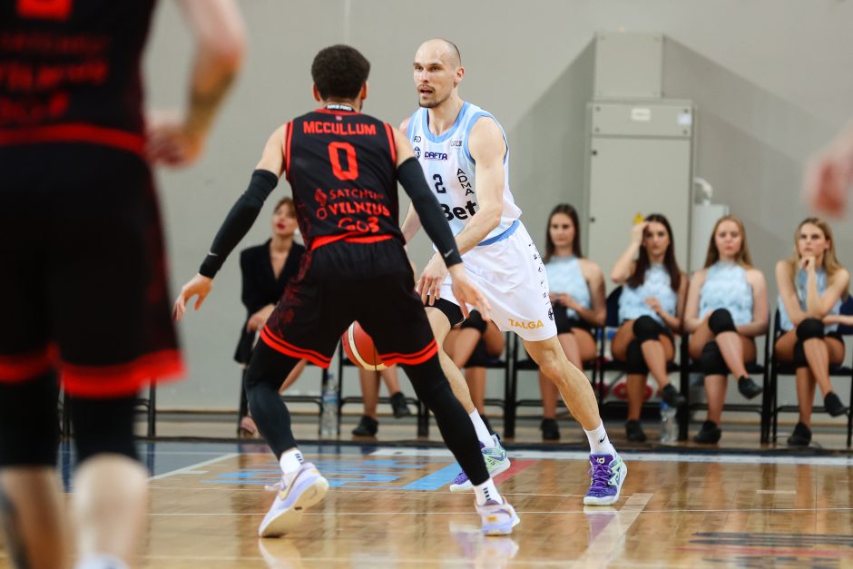  LKL pusfinalis: Jonavos „CBet“ –  Vilniaus „Rytas“ 67:82