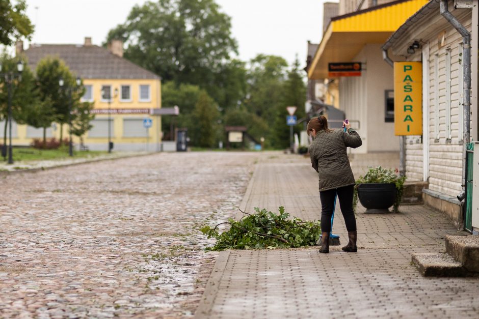 Mokslininkai ragina ruoštis: ateityje laukia daug baisesnės audros