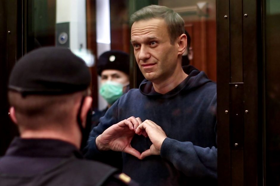 Kremliaus kritikas A. Navalnas sako esąs perkeltas į koloniją, garsėjančią smurtu prieš kalinius