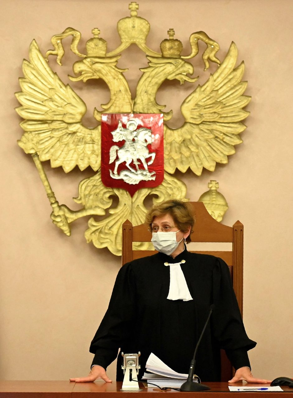 Rusijos žmogaus teisių organizacija „Memorial“ žada surasti „teisinių būdų“ darbui tęsti