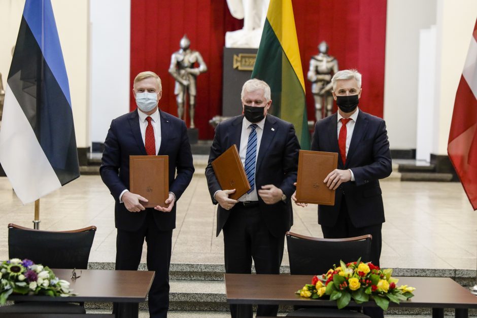 Baltijos šalys susitarė suformuoti bendrą operatyvinę erdvę savo ginkluotosioms pajėgoms
