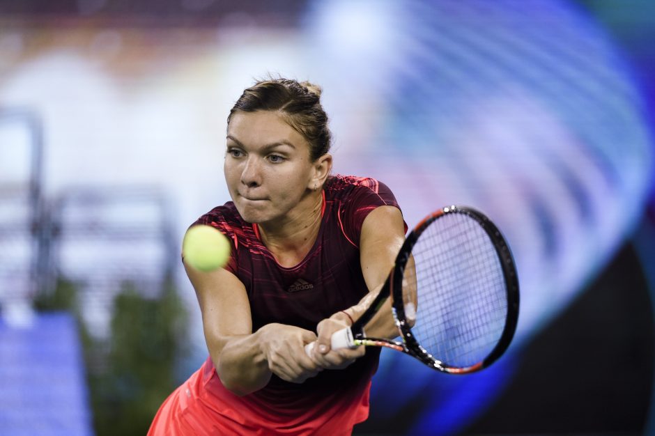 S. Halep be vargo pateko į stipriausiųjų ketvertą Madride