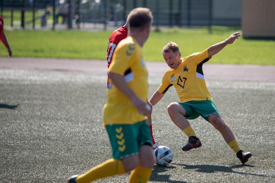 Žurnalistų futbolo šventėje – titulą apgynę svečiai ir nauji Lietuvos čempionai