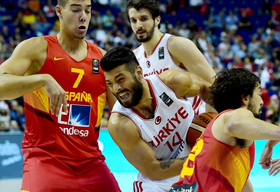 Ispanijos krepšininkai savo pyktį išliejo ant turkų