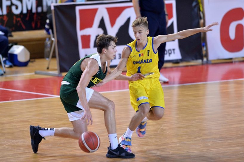 Lietuvos šešiolikmečiai krepšininkai sutriuškino Rumuniją