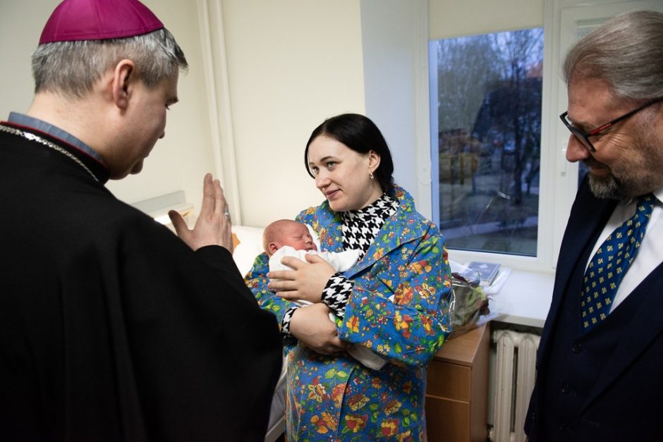 Pirmajam 2020-ųjų metų Panevėžio kūdikiui – vyskupo palaiminimas