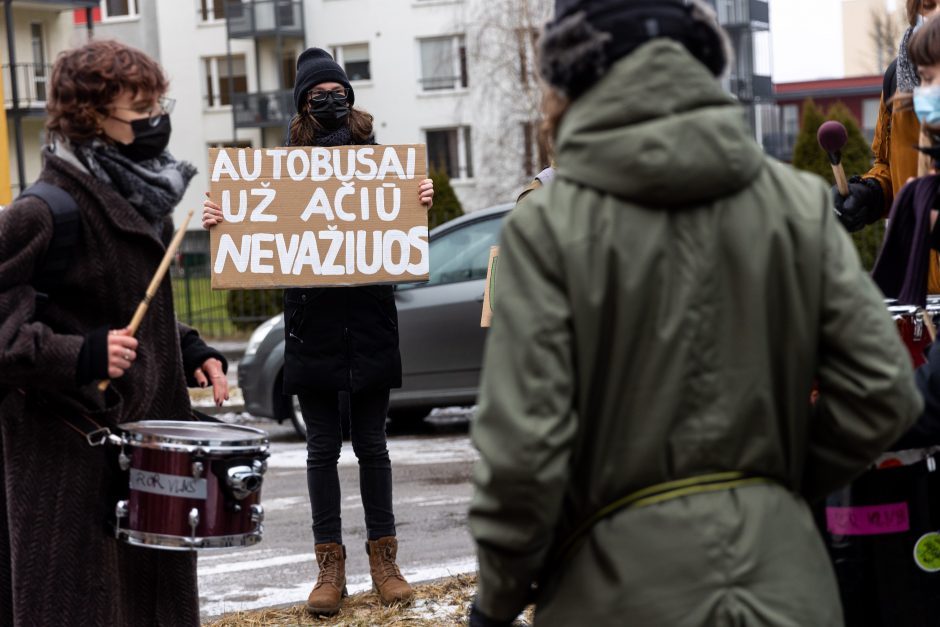 Dėl geresnių sąlygų „Vilniaus viešojo transporto“ darbuotojai pradėjo protesto akciją 