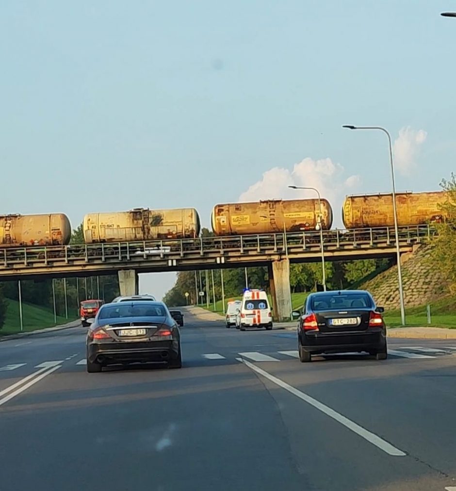 Jonavoje žuvo traukinio kliudytas žmogus 