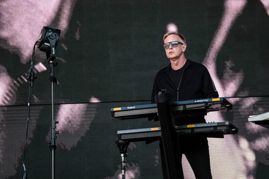 Mirė grupės „Depeche Mode“ narys A. Fletcheris