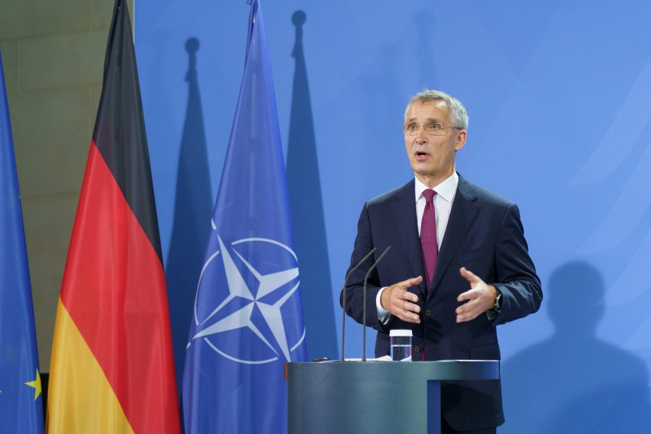 NATO vadovas perspėja: Rusija pajus padarinius, jei panaudos jėgą prieš Ukrainą