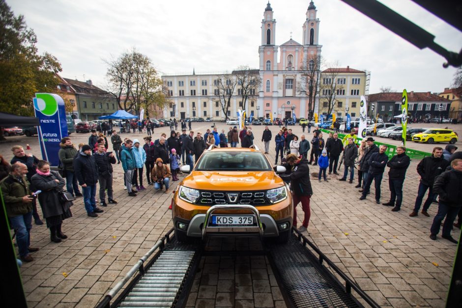 Visureigių teste labiausiai stebino elektromobilis