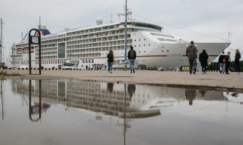 Kruizų turizmas atsigauna – kitąmet laukiama penktadaliu daugiau turistų